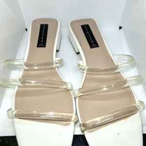 Steven Slipper Made By Steven Madden, White With Clear Straps, Size 11, F Small